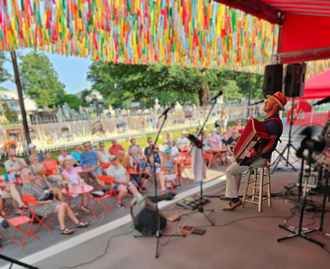 Denis Labrie accordéoniste - ambiance